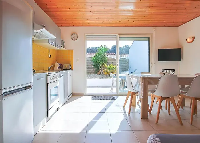 Outrem\'Her Maison Bord De Mer A L\'Epine