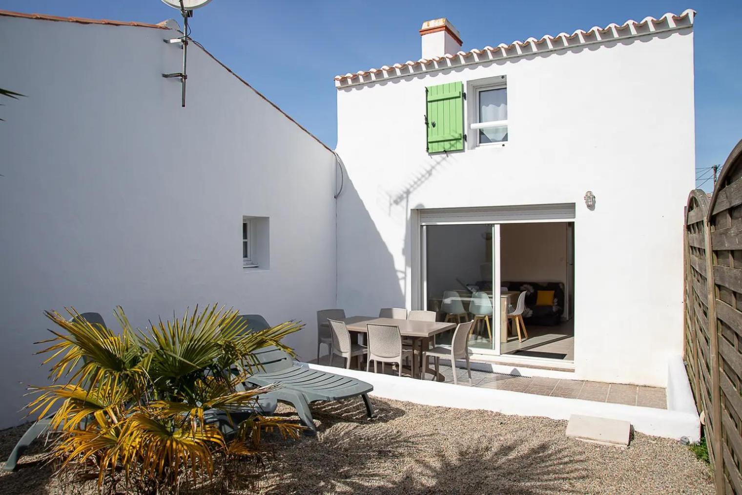 Outrem'her Maison Bord De A L'epine Holiday home